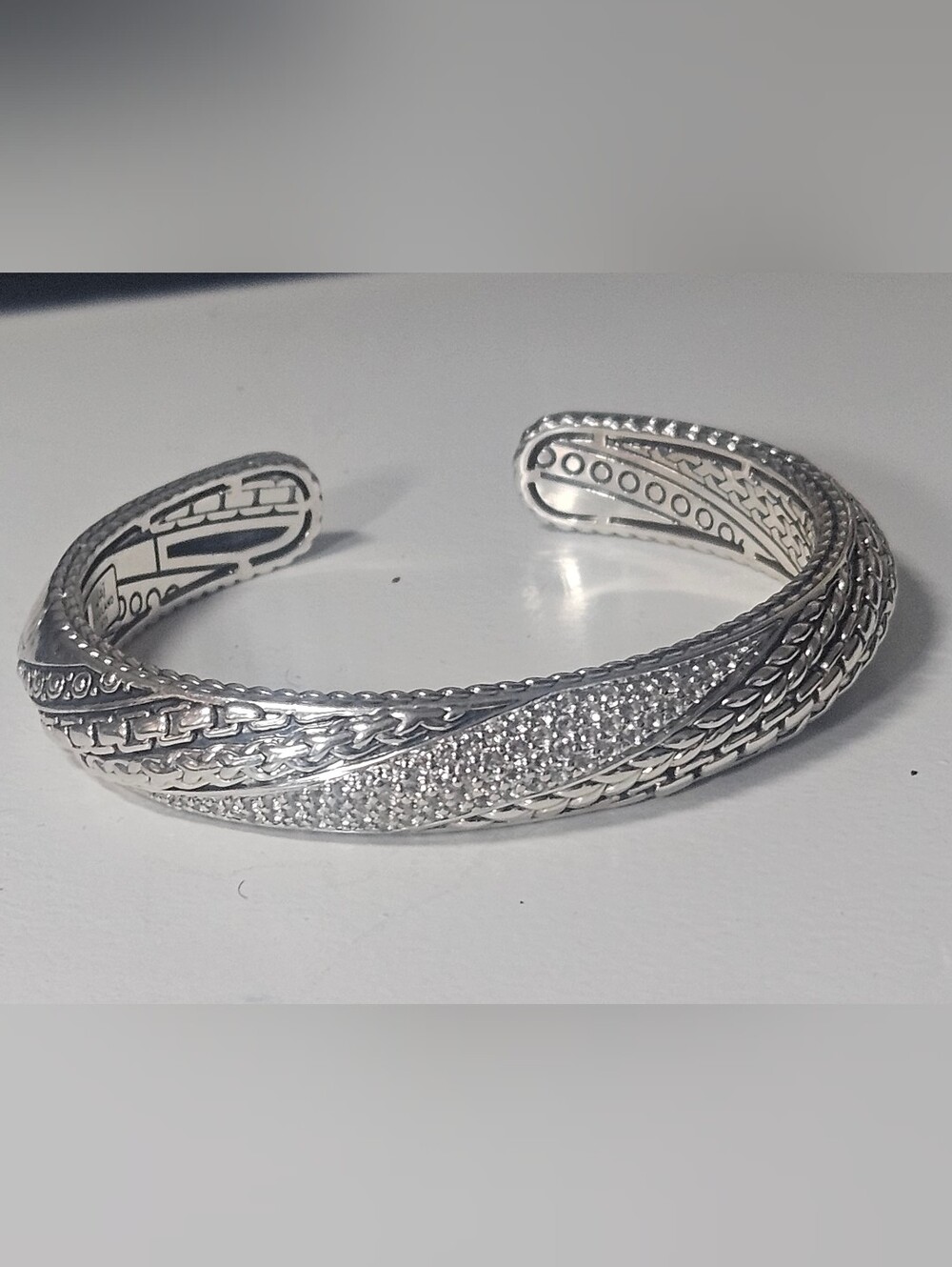 NWOT John Hardy JAI Sterling Silver Pave White Topaz Hinged Cuff Bracelet - Picture 8 of 9